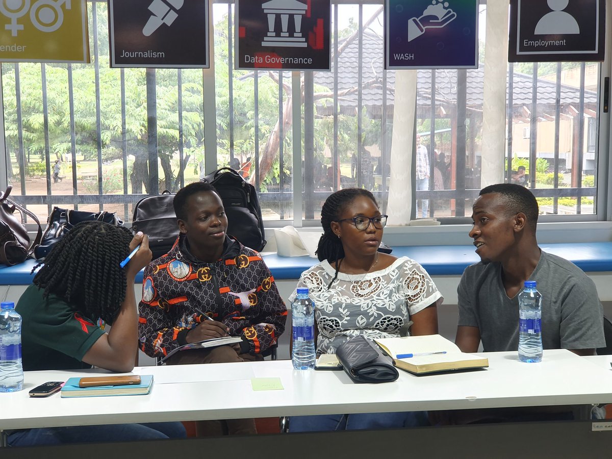 Y4CLab's tweet photo. SmartGirls season 3 has officially started and here are some photos of a session that took place on Saturday. A new team of facilitators that will be conducting the training throughout the 8 weeks together with their Coaches.
#coict #unicefTanzania #dlab #udicti https://t.co/r2CPAaniHP