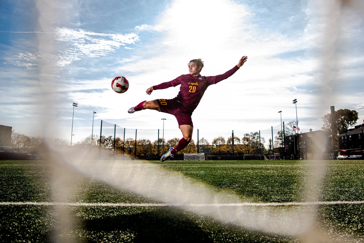 Loyola Ramblers tweet media