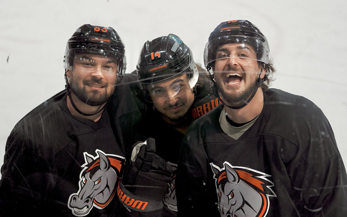 kc_mavericks's tweet photo. Family photo 📸 https://t.co/nvX64PZzGl