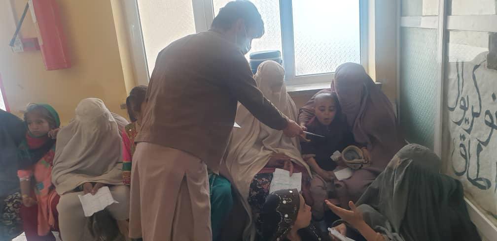 BAWS_UK's tweet photo. We have been able to distribute some of the donations made in the past few months to Kandahar Mirwais Hospital. 47 in patients suffering from cancer and other long term illnesses have been supported with medicine and other urgent expenses. #AfghanistanCrisis https://t.co/k2BpaSnOMR