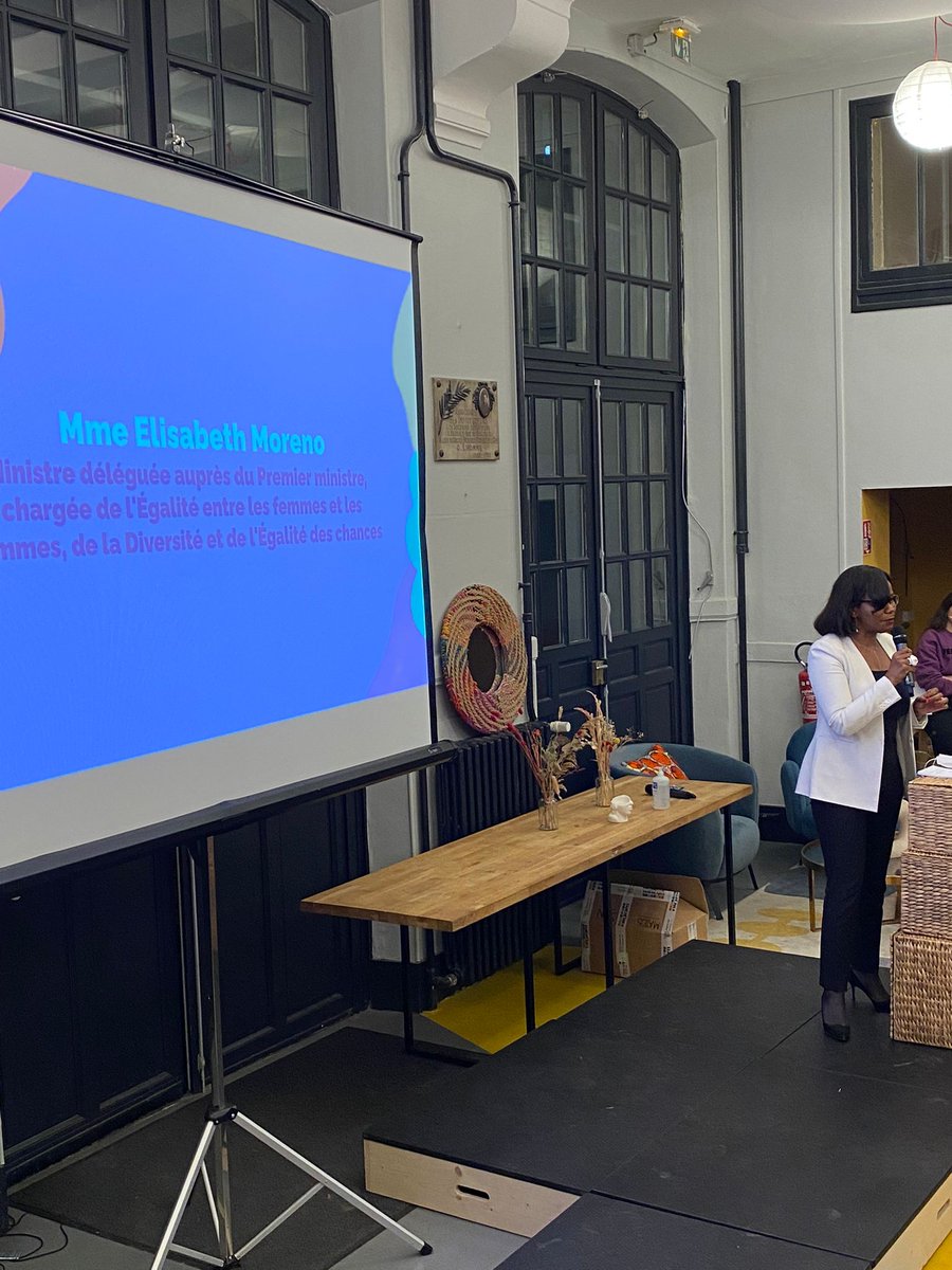 Equipop_Ong's tweet image. [Lancement Féministes en action]
"La pandémie de COVID-19 a mit la lumière sur les situations brutales que les femmes vivent partout dans le monde" @1ElisaMoreno 
#FéministesEnAction