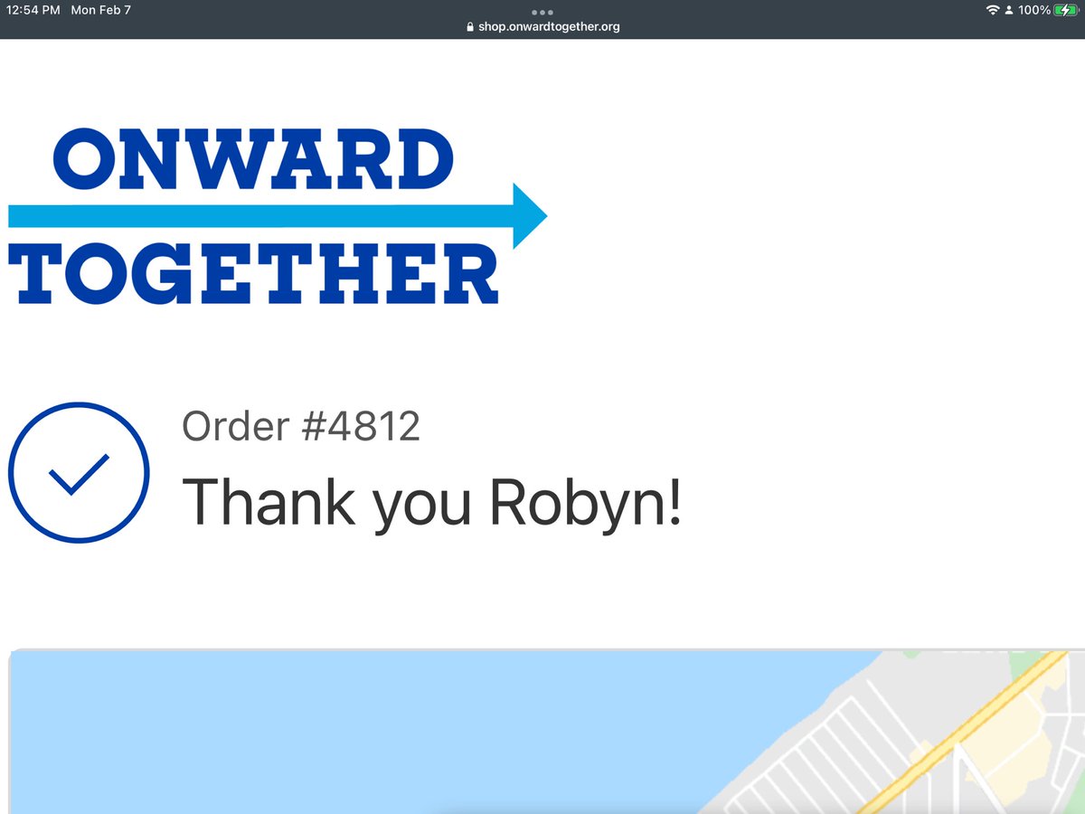 gimli0413's tweet photo. I got mine. #AlwaysWithHillary ๐๐๐ https://t.co/LuSWSq66eH