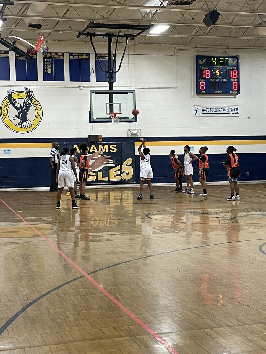 erineaton33's tweet photo. Go Eagles! Our JV and Varsity team move to 2-0 after defeating McBride this afternoon! #GreatFuturesStartRightHere #AdamsEagles #WWCSD https://t.co/5I3GfpfHgH