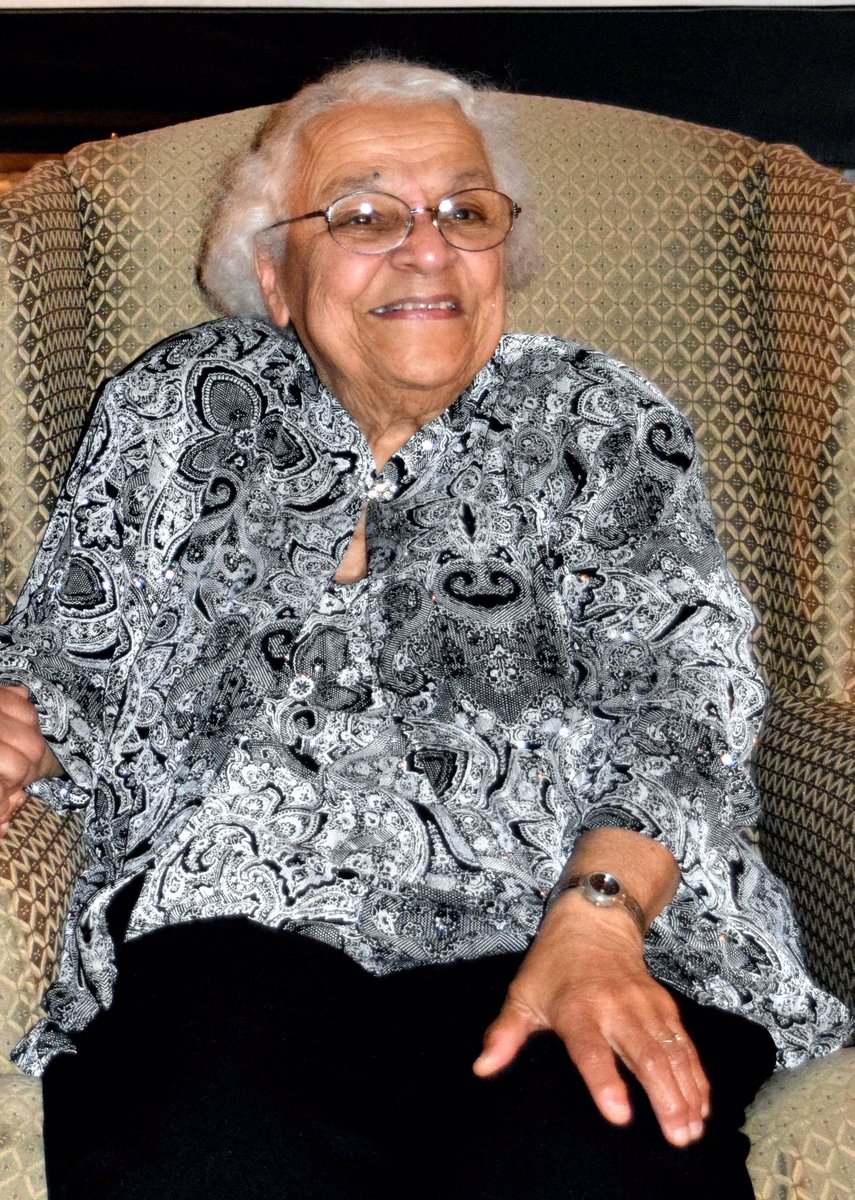 KimKDickson's tweet photo. Canada has lost a dauntless, inspiring champion of human rights with the passing of leader #WandaRobson,the youngest sister of the courageous #ViolaDesmond - it was a privilege to have met Wanda, to listen & learn from her & to see her light & spirited wisdom in action. https://t.co/yt4am7k8hR