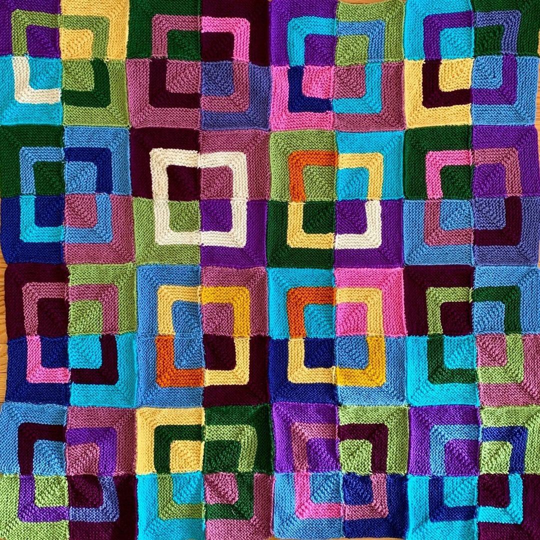 knithacker's tweet photo. ICYMI .. the folks at @WelcomeBlanket Blanket partnered with @modatl! MODA will collect, catalogue and exhibit #WelcomeBlanket heirlooms and stories. The deadline to send blankets to MODA has been extended to MARCH 1! Details: 👉 https://t.co/eLvL3ID6OV #craftivism #craftivist 💜 https://t.co/qoWTTlkloh
