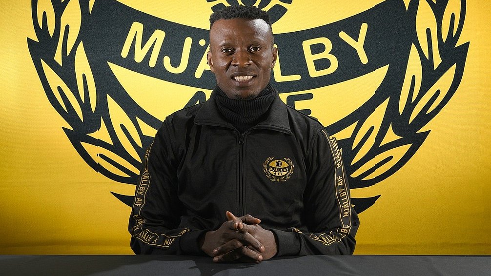 mercatosphera's tweet image. 🇸🇪 El #Mjallby ha fichado al delantero nigeriano Silas Nwankwo (18 | #NasarawaUnited). Firma hasta diciembre de 2025.