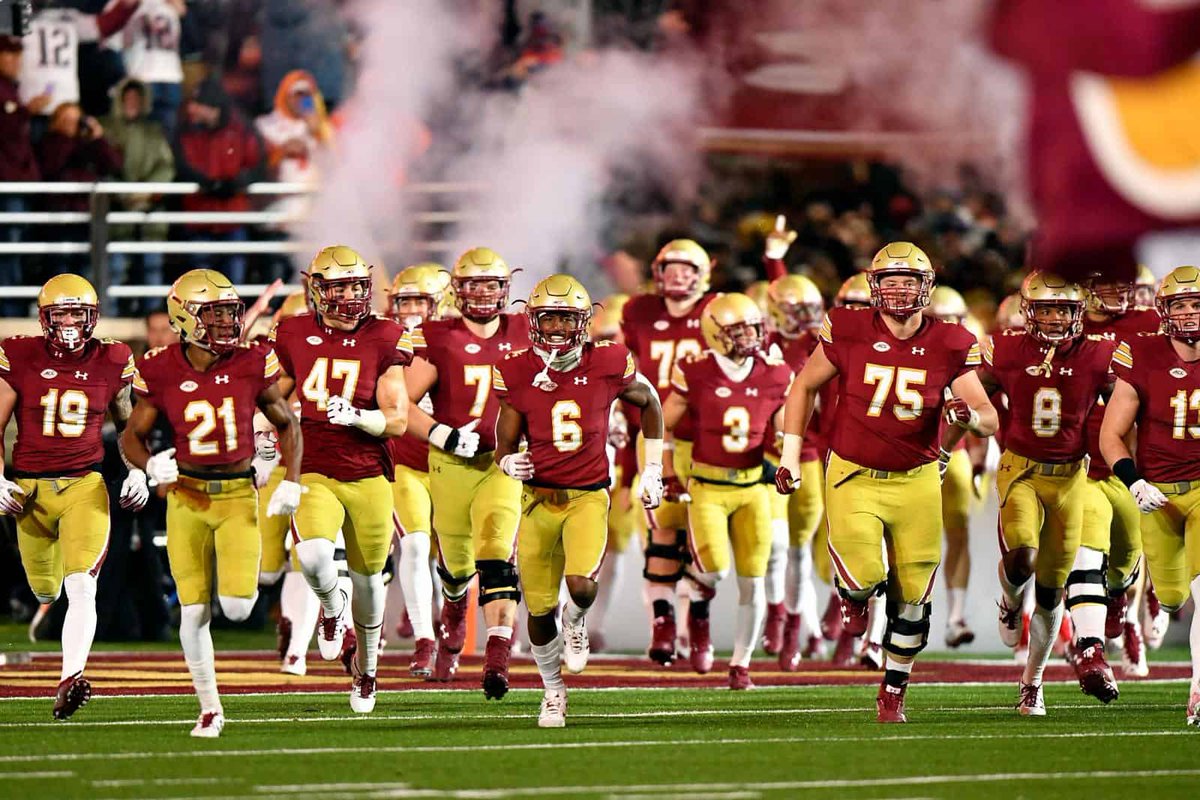 KrystianWill4's tweet photo. After a great conversation I’m blessed to say have received an offer from from Boston College!!🦅🔴@Aazaar23 @BCFootball @CoachJeffHafley https://t.co/7v3gBXqcm7