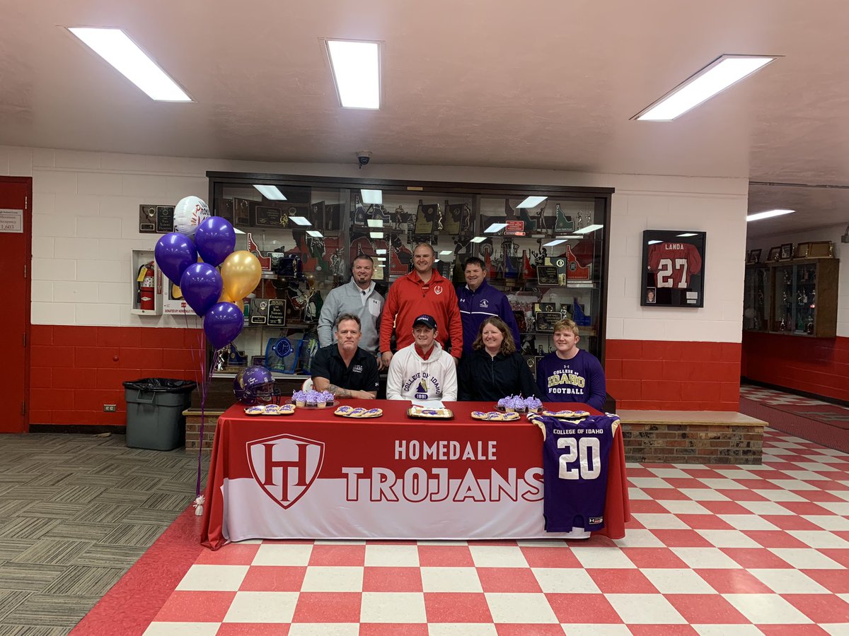 Congrats to Willie White!  Signed with C of I today to play football. Great kid!