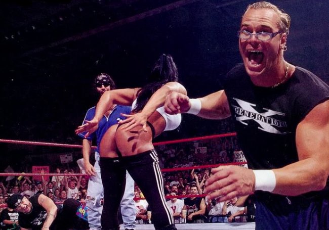 Watch 𝕓𝑒𝐍zό 👽 🌙's leaked NSFW photo on TwXstars