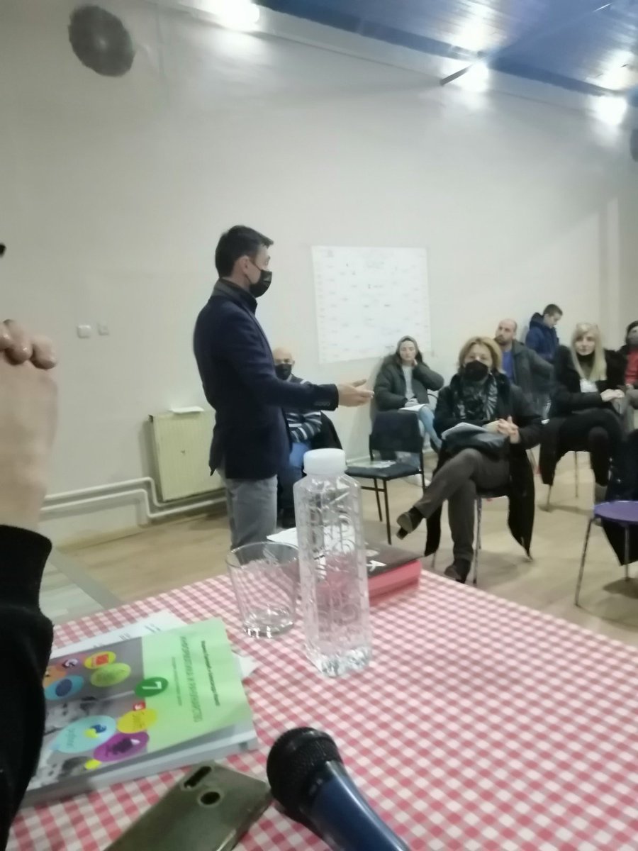 U subotu 05.02.2022. održana je tribina u organizaciji Inicijative za pravo dece na besplatno školovanje, koja autonomno deluje u okviru narodni.rs, koji podržava misiju Fondacije <a href="/AlekKavcic/">Alek Kavčić</a>

Hvala svima iz Pančeva, Starčeva i Omoljice na aktivizmu i podršci.