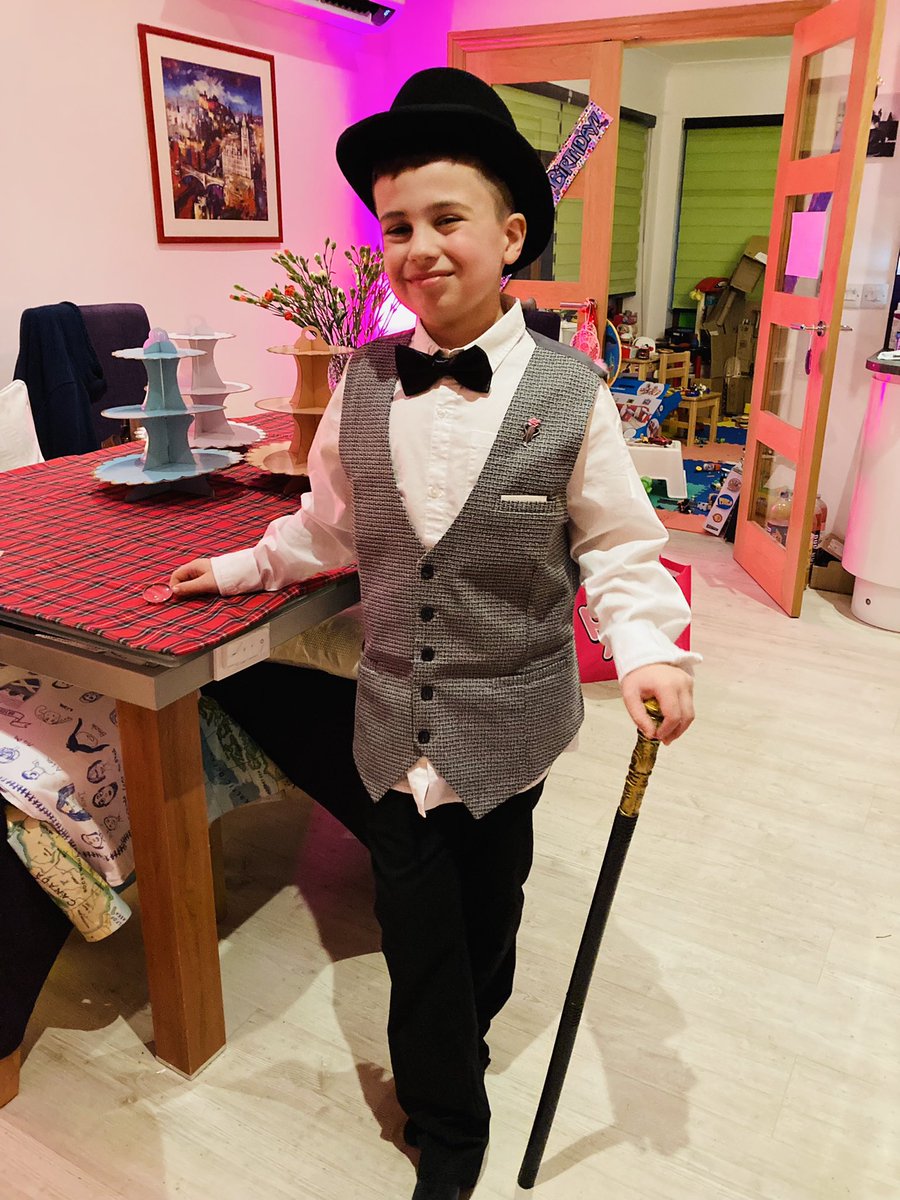 LilpeaScot's tweet photo. @David_Suchet my son, Edan, adores Poirot. His 9th birthday on Friday was a Poirot themed afternoon tea, where he dressed up as you with a real Homberg Hat, waistcoat broach and press printed calling card for Poirot’s address and a walking cane. https://t.co/izYBQwoED5