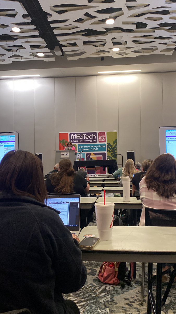 This was a great session on all things Screencastify by <a href="/friEdTechnology/">friEdTechnology Team</a>  fried.tech/TCEA_Screencas…