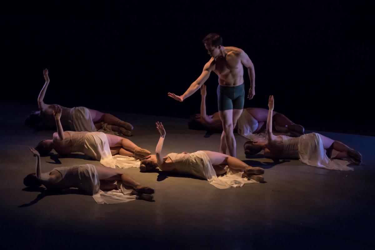 Read art enthusiast, Les Bell's, review of Love Stories!  Only a few days left to get tickets to the best Valentine weekend dinner and performance.   

conta.cc/3LjjjjR