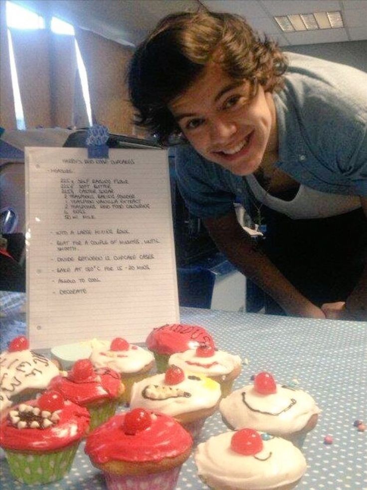 ઇઉ. (@iarrysuits) on Twitter photo 