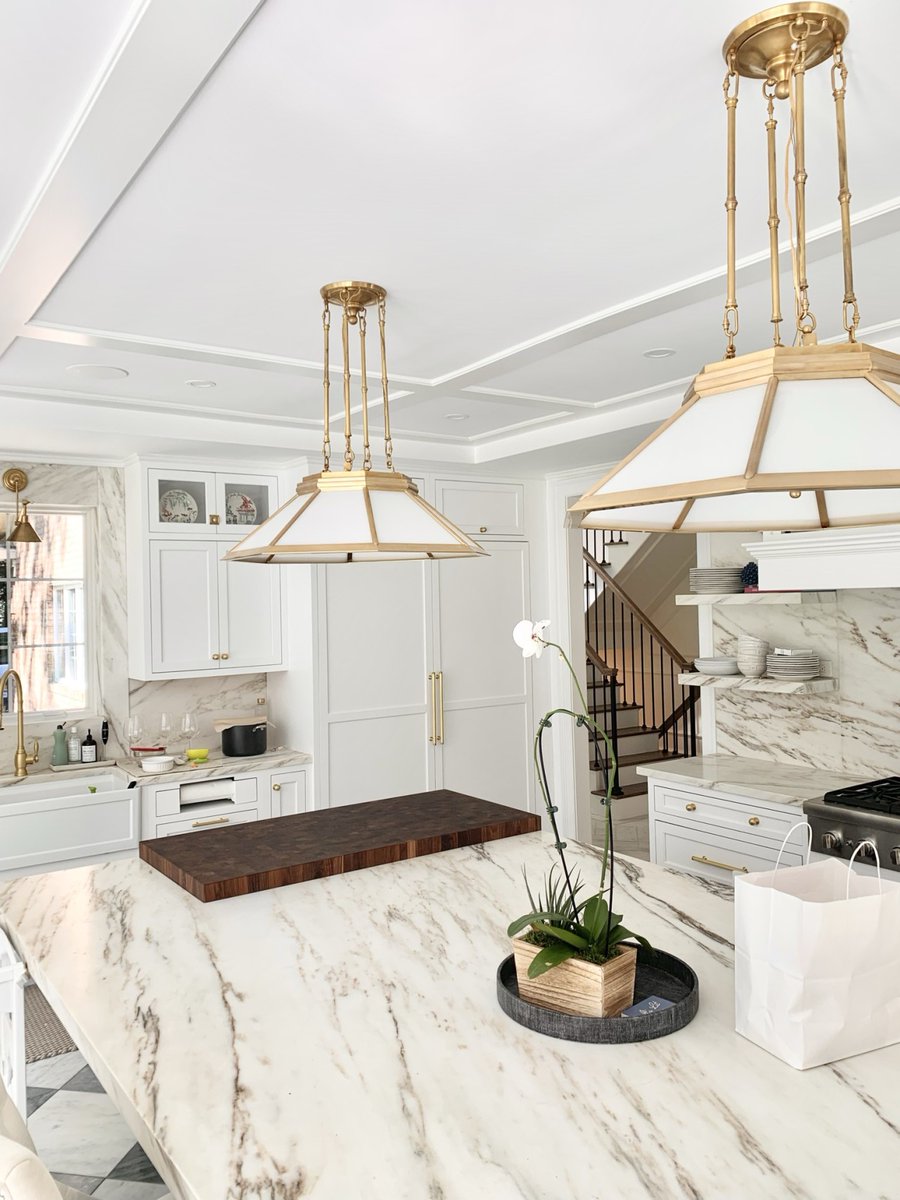 packardcabinet's tweet photo. We are excited to be part of 37 Bright and Beautiful Kitchens by Scouted Interior Designers - The Scout Guide https://t.co/mQ96KgxQuv

#Experience_The_Extraordinary
#Packardcabinetry
#tsgasheville
#thescoutguide https://t.co/qEhMsjBeI0