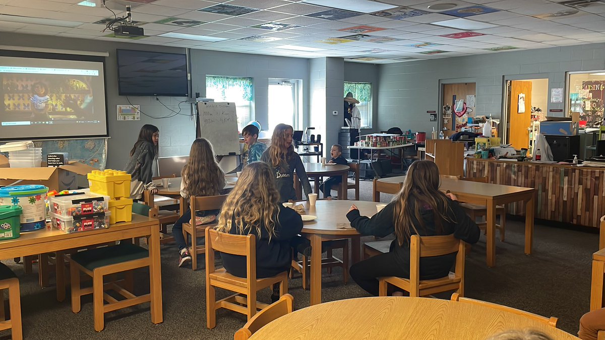 SusanRbusymom's tweet photo. NSE King and Queen participates were treated to a pizza and movie party today. @AmandaRippy  @nanann53 https://t.co/aZAmTH7RIr
