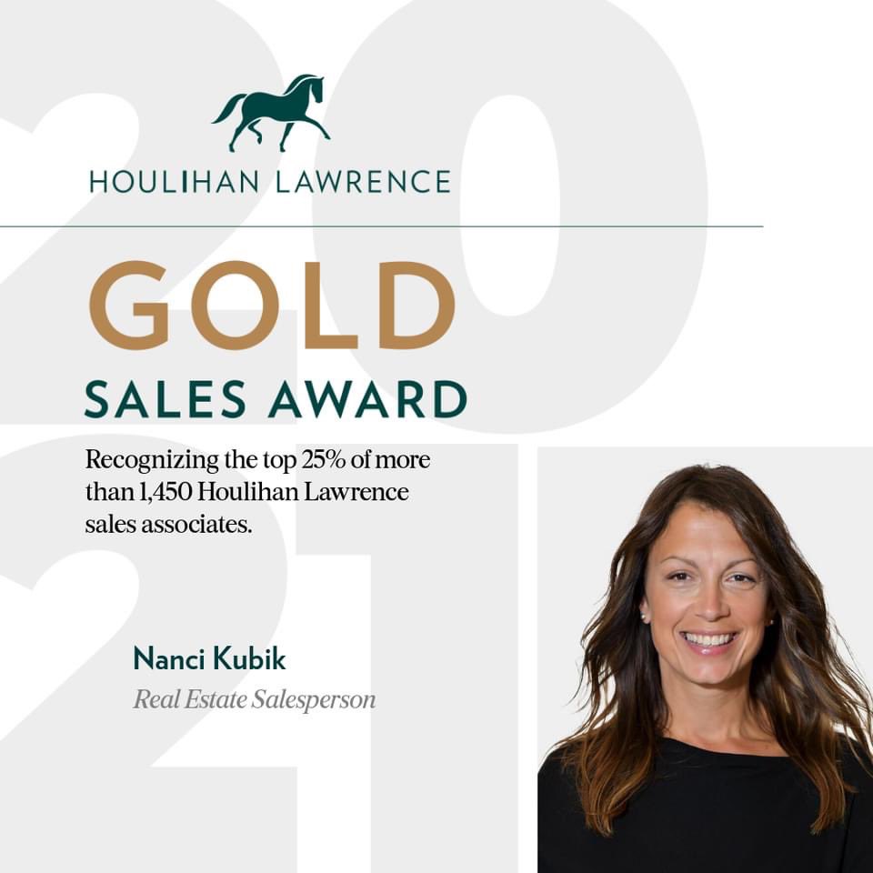 nanner0517's tweet photo. I am honored and proud to receive Houlihan Lawrence’s 2021 Gold Award⭐️. Thank you to all of my clients, friends & family that helped make this possible. I can’t wait to see what 2022 will bring #houlihanlawrence #northofnyc #inwiththebest #lovewhatyoudo #realestateagent https://t.co/6EFkZaT1IR