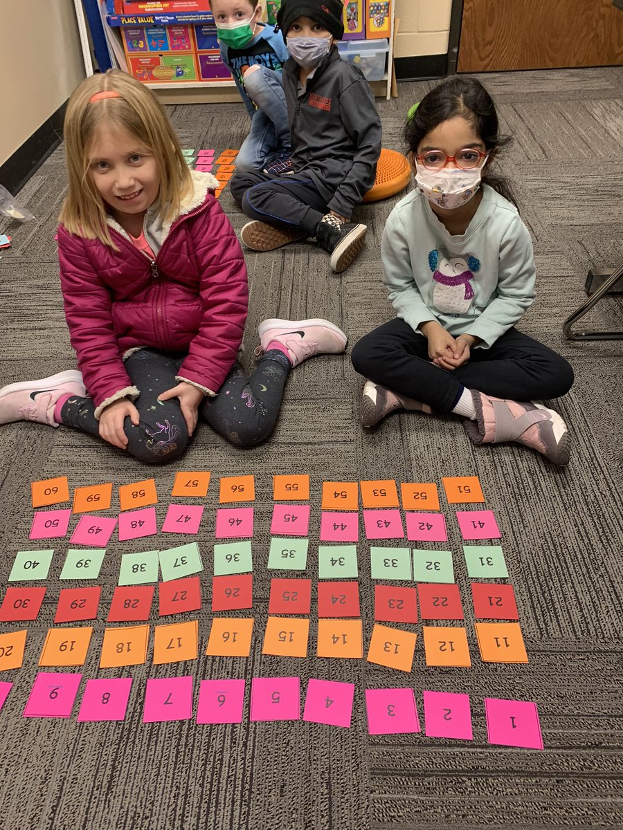 Happy 💯th day of school!!! 🥳 Ss are using patterns to create their own 100 chart!! 🔢 #owstrong #sd113a