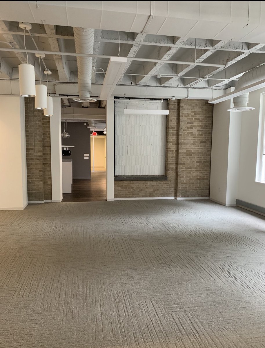 DennisMOLeary's tweet photo. A few quick snaps of Houston location. We will keep updating as buildout is completed. $DPLS https://t.co/dMxwpEwgxV