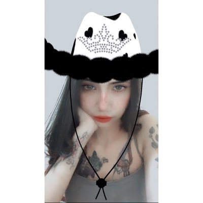 christaputri's tweet photo. #FotoProfilBaru https://t.co/6DKD6KkVmb