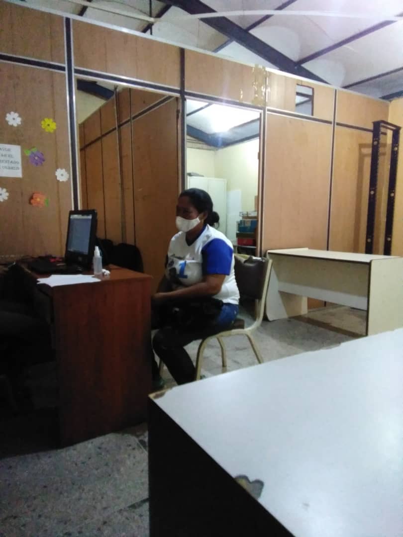 INFORMATICAZED9's tweet photo. Hoy 7 Febrero  Desde la Instalaciones de la zona Educativa, Con Atencion Al publico solicitando perror de pago (Docente,Admistrativo,Obero y jubilado)@FannyG45 @_LaAvanzadora @luisvasquez27 @Marlisb https://t.co/a9ElpCyyHJ