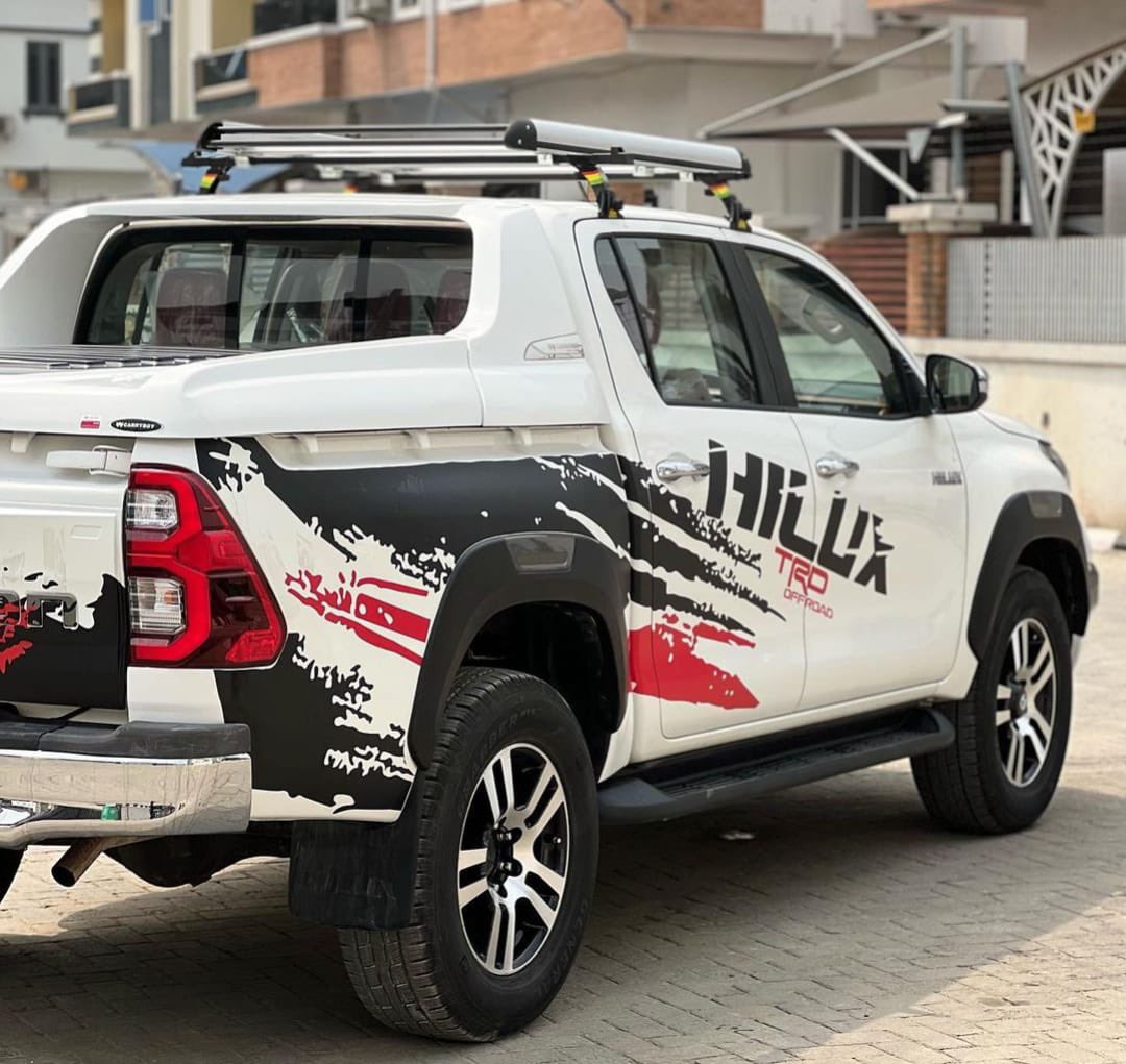 🔥 *Manufacturer:* Toyota 
       *Model* Revolution V4   Thumbstart 
      *Year:* 2016
      *Mileage:* 
      *Status* Foriegn used 
     *Colours* White on Red interior 
      *Location:* lekki 
       *Price*   25.5m (slightly negotiable)
