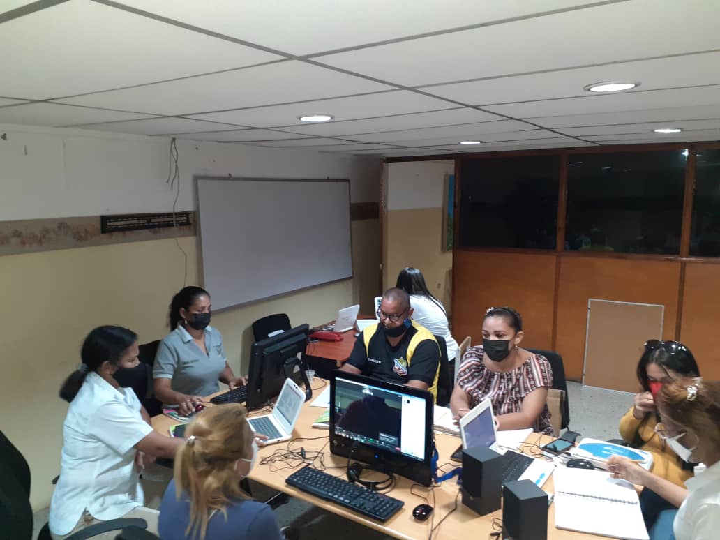 INFORMATICAZED9's tweet photo. Hoy 7 Febrero Video Conferencia Actualización de Matrícula Estudiantil y Sinceración de Directores y Personal Adscrito de la Instituciones Municipio Casacoima
@_LaAvanzadora @FannyG45 @Marlisb @MPPEGestionHuma @Zonaeducadelor1 https://t.co/kDTVuW7gw8
