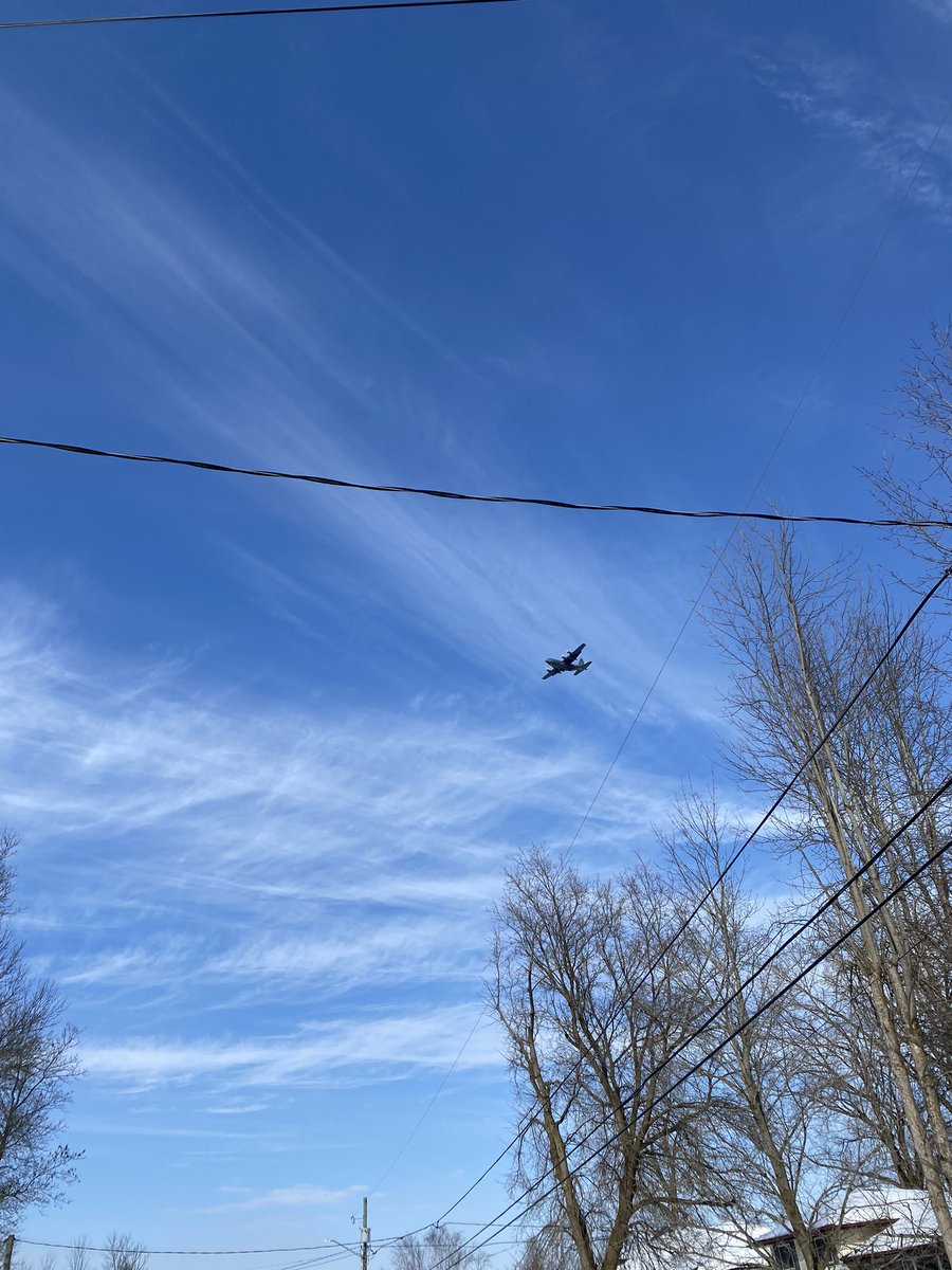 EmilieLeneveu's tweet photo. 🌞 Warmer weather means more door knocking 🌞
Great to get out in @quintewest this afternoon! Love seeing the planes in the sky on their way to CFB Trenton 🗺 ✈️
Get your steps in + Join us: https://t.co/xmnLNxeqfE
#onpoli #bayofquinte #engageON #engageboq #electemilie #boq https://t.co/DCGm7TtG3Y