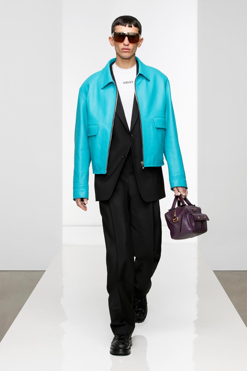 Fashion Times tweet media