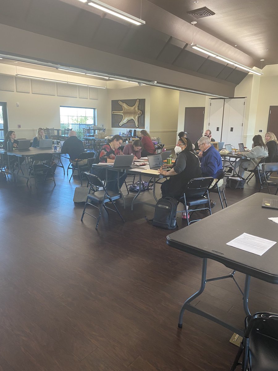 LCISD_CCMR's tweet photo. Parsing prompts, practice strategies, and planning common assessments #applc #computerscience #aplit #apcapstone https://t.co/CAdBrFzhIH