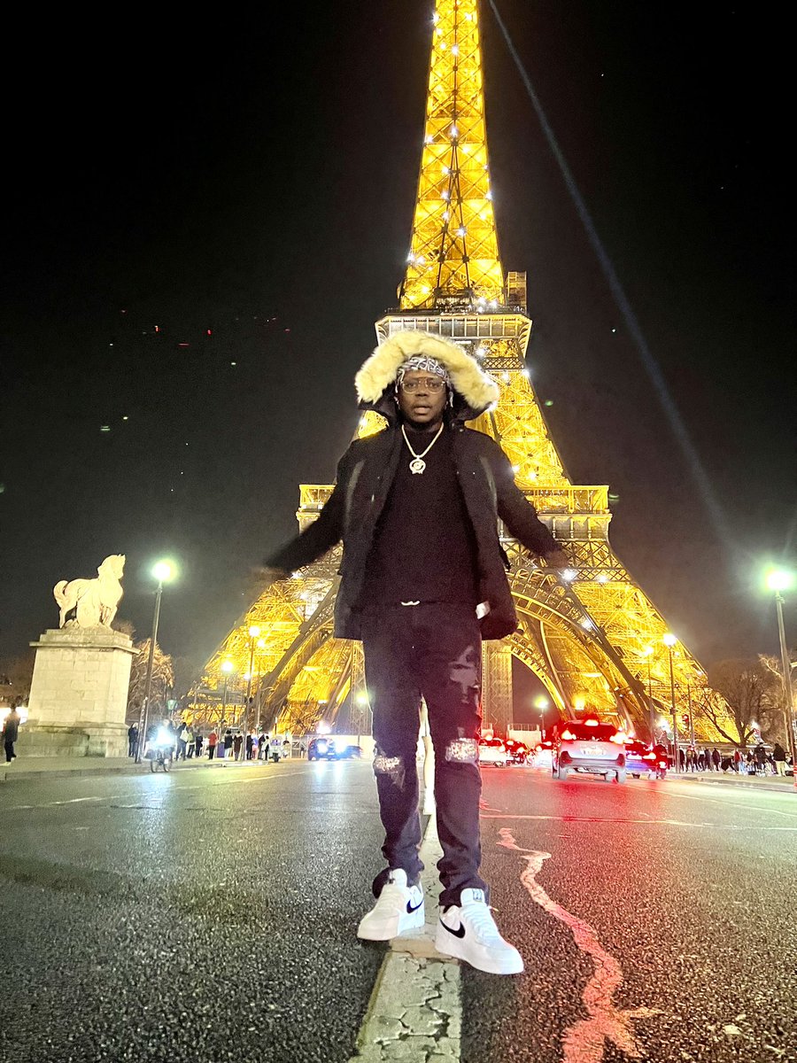 Tonymixhaiti's tweet photo. 🇫🇷 Rich man https://t.co/3j17mxD9mO