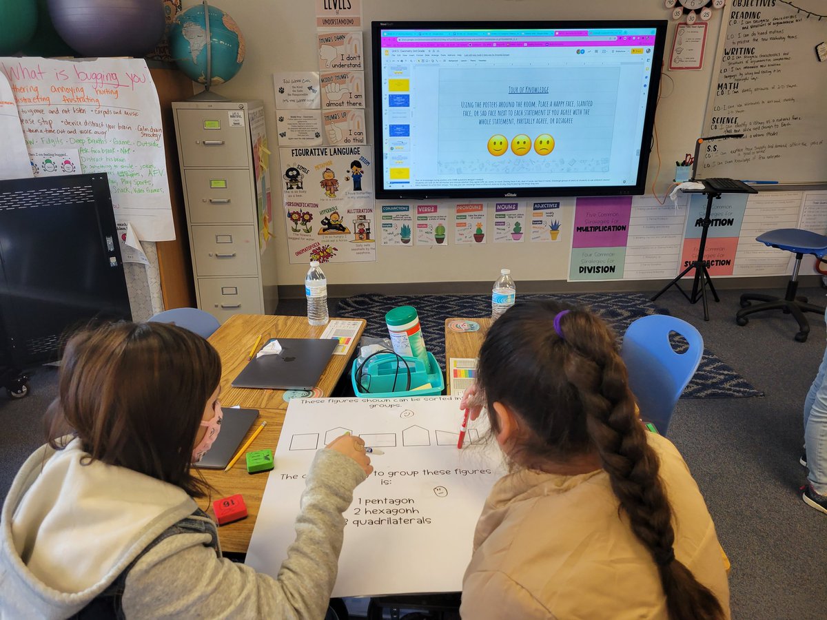 mullican_rachel's tweet photo. Students using their geometric terms to classify polygons. #tourofknowledge #webbstudentdiscourse @webbcubs #webblc https://t.co/dXfK6lmHdK