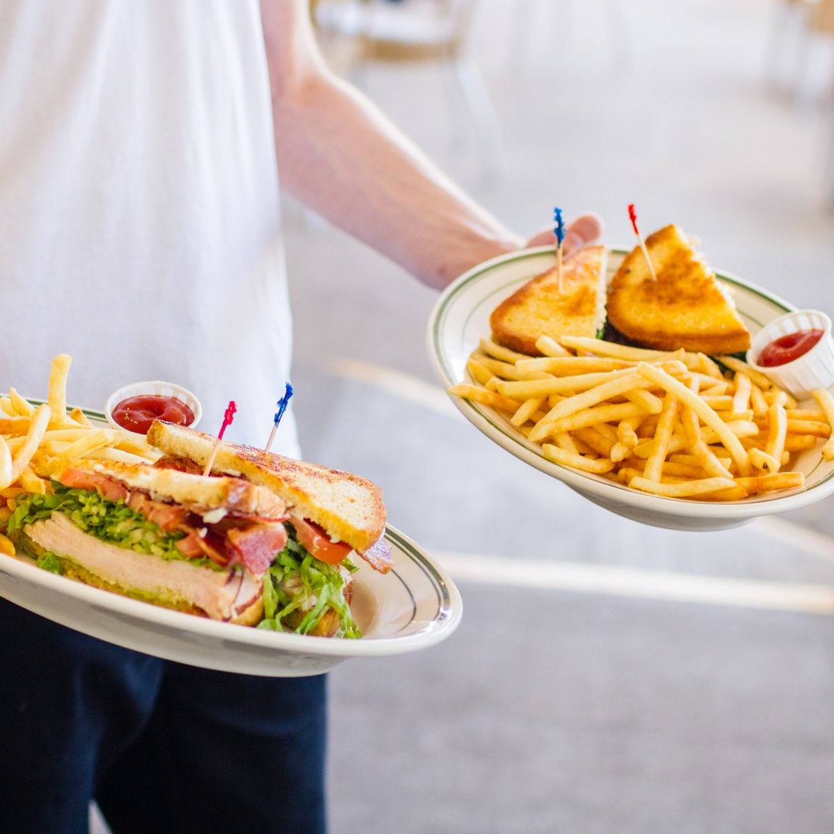All it takes is those three magic words: Here's your food. 😋