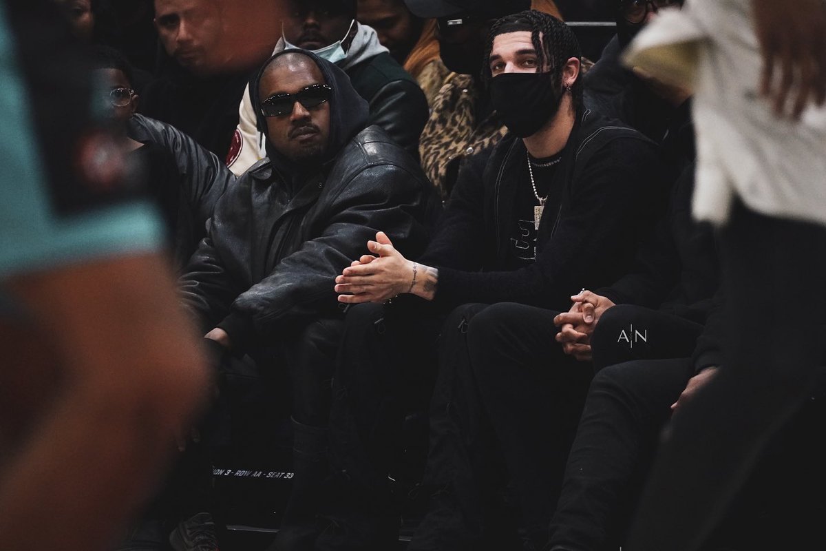 ANPhotosLLC's tweet photo. @kanyewest https://t.co/GVxYuw6jYk