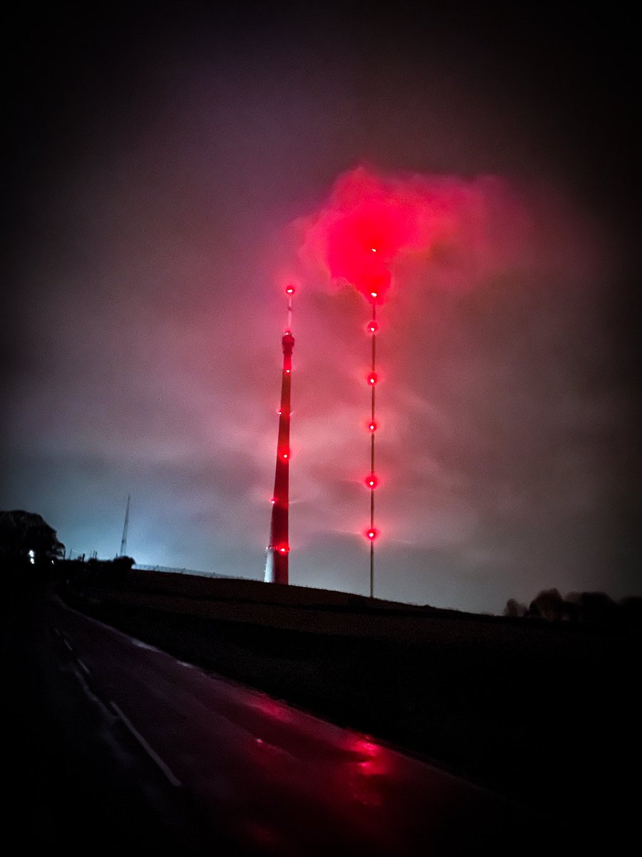 Still amazed by the #iPhone12 camera….
Pitch black and you still get great shots!!
#Huddersfield #photooftheday