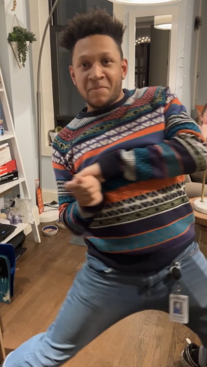 cobra_inc's tweet photo. Happy birthday mr ILWGMB the man who purchased the hat, a real one since the grade of eighth. One of the handful of black children at said establishment. Mr Tom foolery sir dated vocab idk man a fucking legend. Hope you having a good one @v1eww https://t.co/U5by7kzYIK