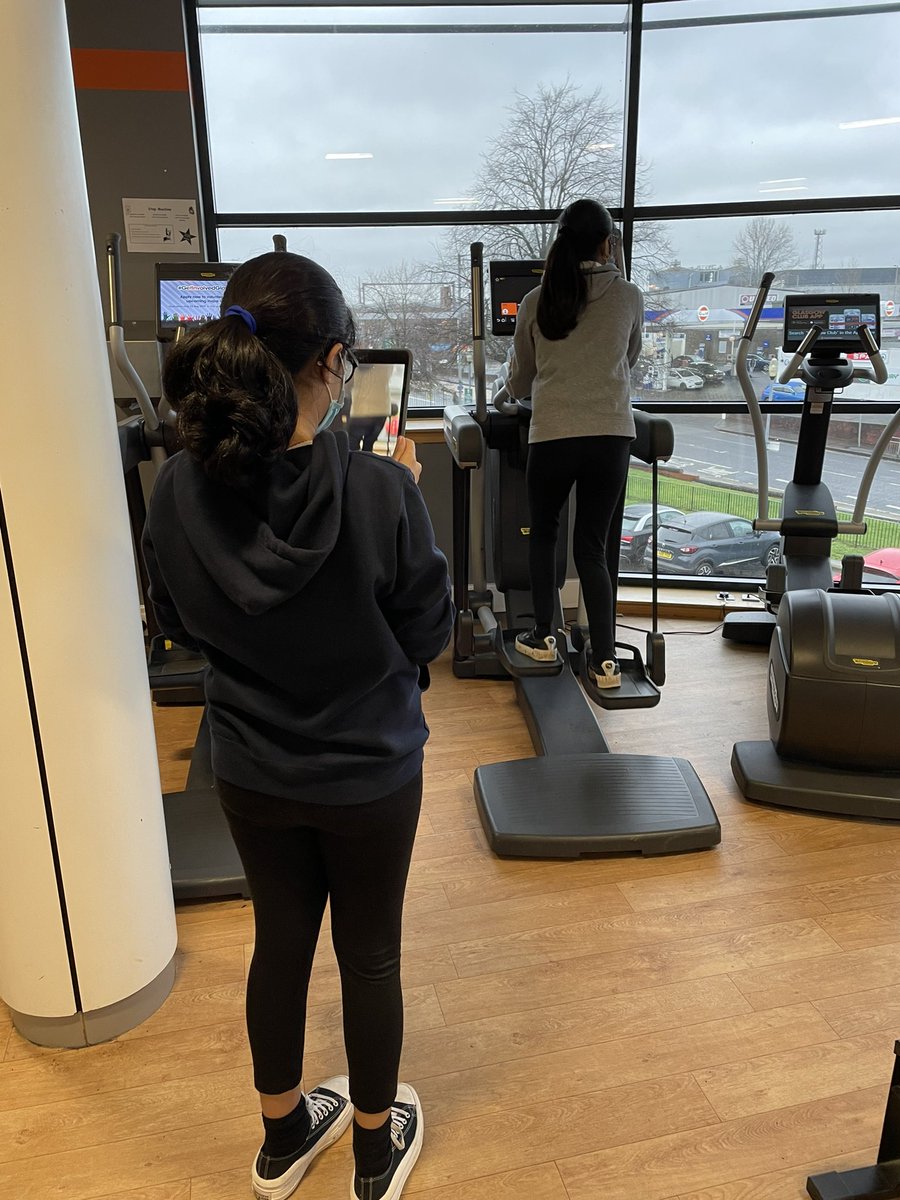 MissSmith_PE tweet media