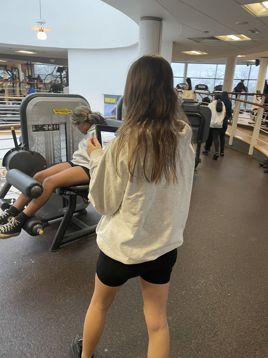 MissSmith_PE tweet media