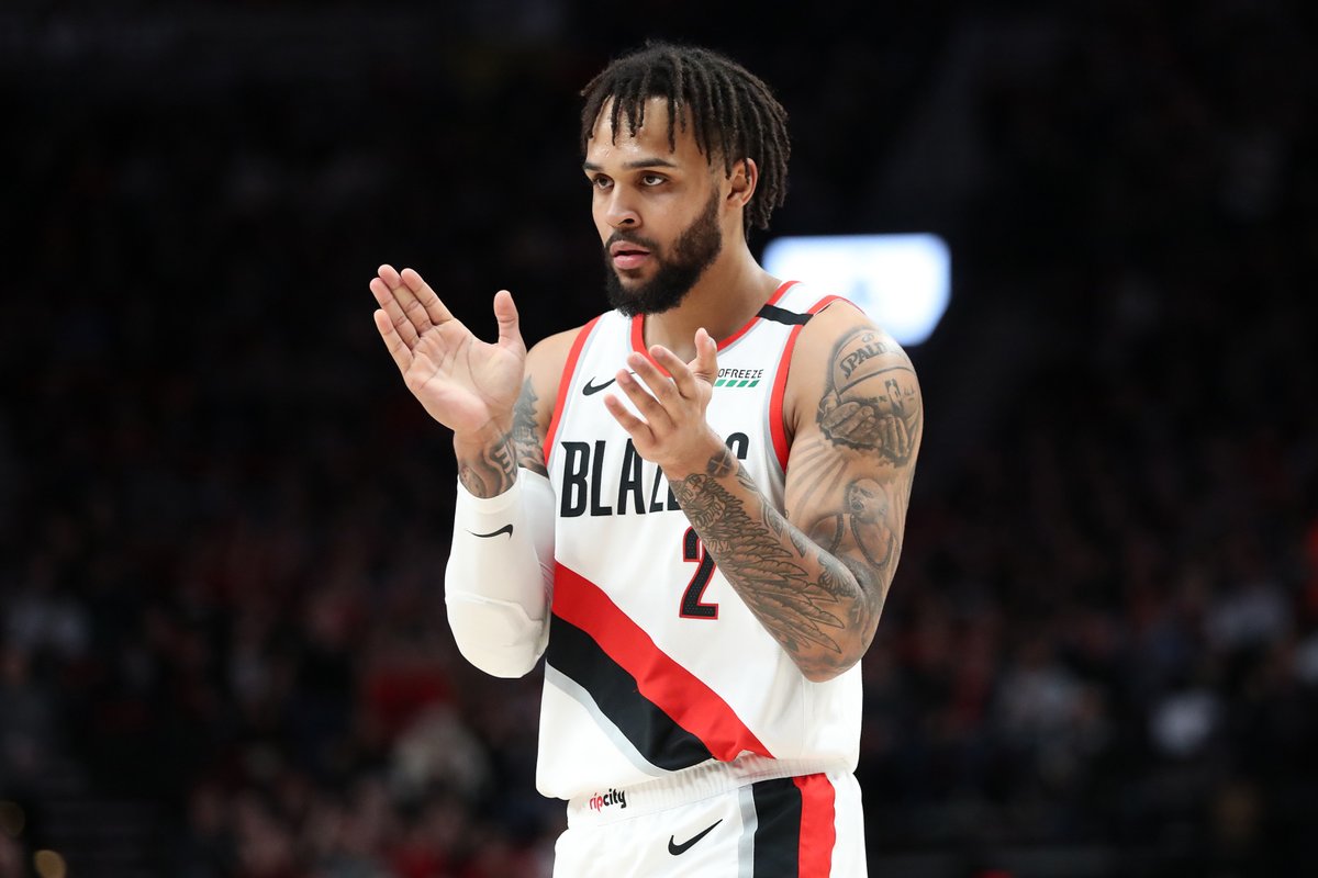 BlazersBrasil's tweet photo. "Meu filho estava tão depressivo, tão desanimado de jogar em Portland que vê-lo jogar me machucava.

Ele não estava sendo ele mesmo, não jogava seu jogo sob muita pressão negativa do front office.

Ser trocado foi a melhor coisa pro seu espírito e sua carreira."

Gary Trent Pai. https://t.co/rvG3NGYwpL