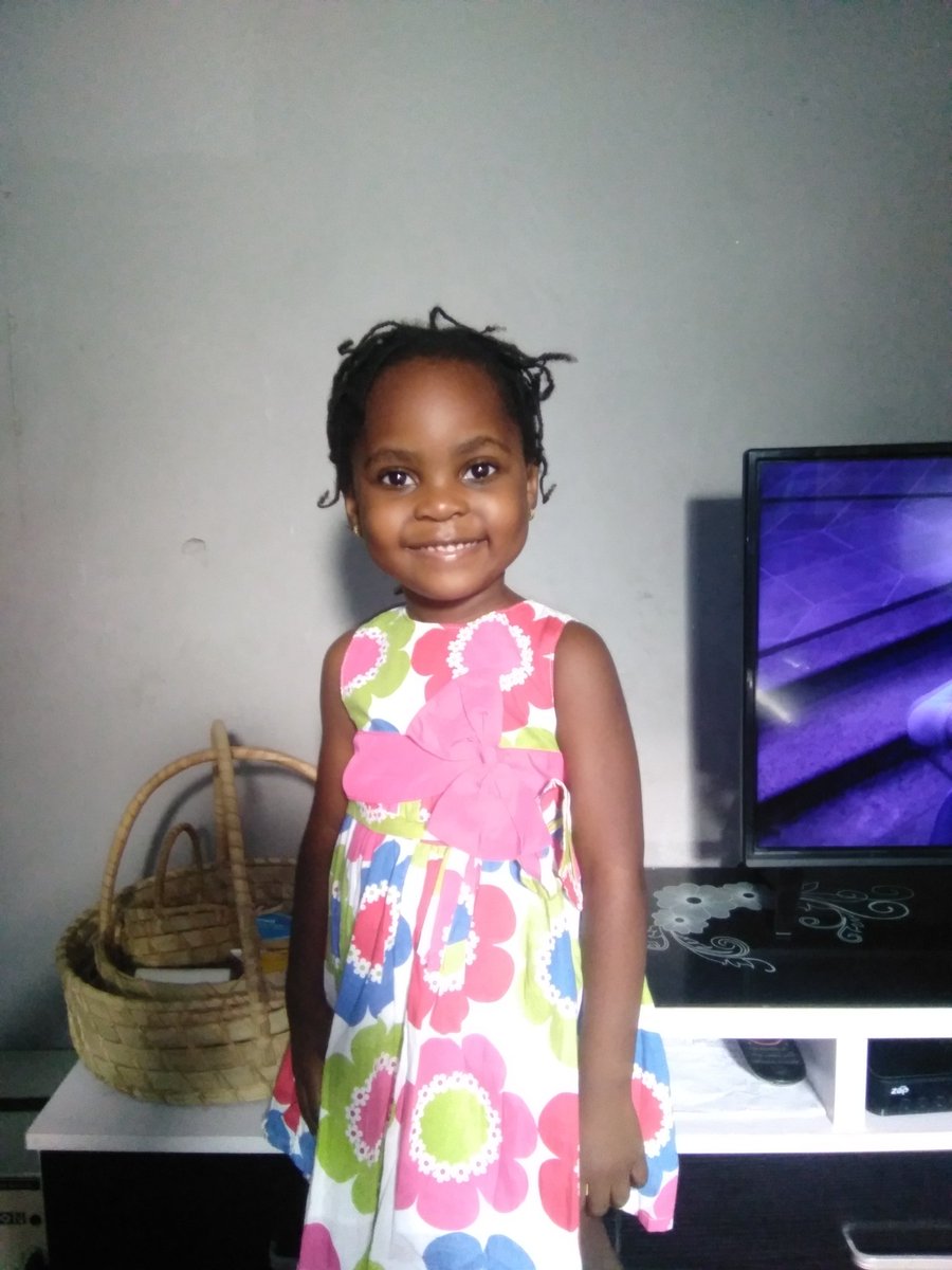 Valorizando a família, o bem mais precioso. Feliz aniversário minha querida linda e amável filha, orgulho do Papy.