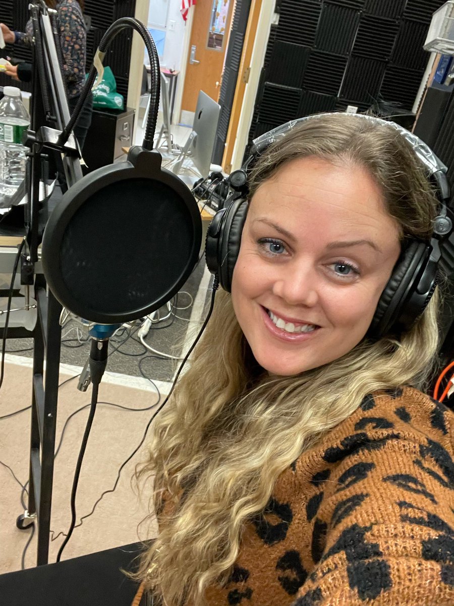 SamJannotte's tweet photo. I got to do something really cool today! Excited to share that I will be a part of #TheLearningLounge podcast episode surrounding College and Career Readiness. Productive and reflective conversation with some incredibly inspiring humans @OSchoolsPR π§π€π #DontMissIt https://t.co/5rYKU4Fsrn