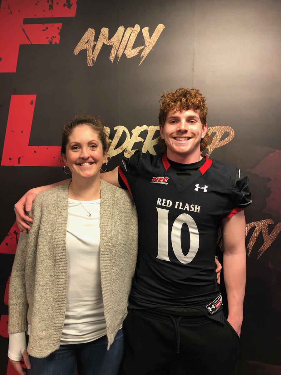 After a great visit, I’m proud to announce I’ve received my first D1 offer from Saint Francis University (PA)!! <a href="/CoachTThome/">Tom Thome Jr</a> <a href="/KohlsSnapping/">Kohl's Snapping Camps</a> <a href="/Coach_Hutchison/">Joshua Hutchison</a> <a href="/CoachV_SFU/">Chris Villarrial</a>