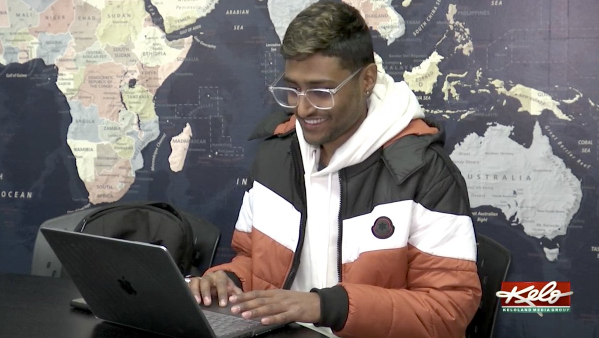 AugustanaSD's tweet photo. From Nepal to Norway, Augustana is proud to pack our campus with a record number of international students this spring. 🌏🙌 

@KELOArianaS and @keloland have more on the new class from @AugieIntl.

| https://t.co/8V8H41k8MD | #WeAreAU | https://t.co/gcK4IXYdp3