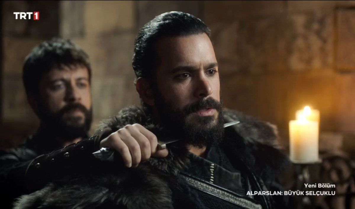 AlparslanEtk's tweet photo. Muhteşem bir bölümdü 🔥

Bölümü beğendiniz mi ? 🤔
#AlparslanBüyükSelçuklu #AkAlp https://t.co/zFKUgqvqMe