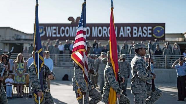 En el relato que apareció en el periódico  #ABC en relación al evento, se realza la colaboración de las  #USAF, fuerzas aéreas norteamericanas destacadas en Morón de la Frontera (imaginamos que fruto de la política de acercamiento a la población civil del gobierno de los USA).