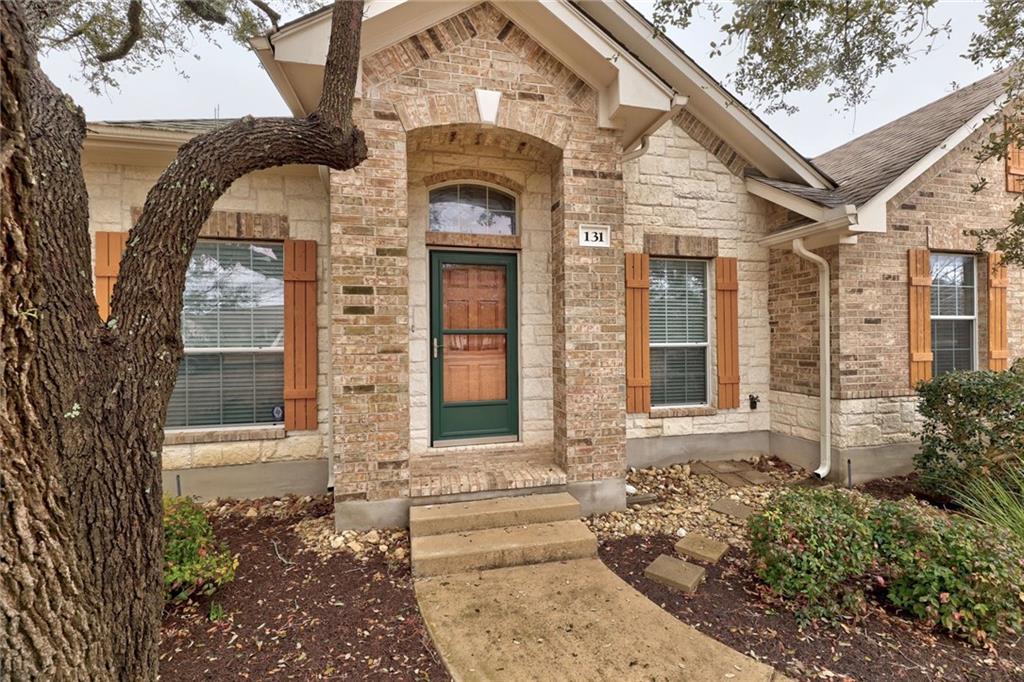 REMAXSkyline's tweet photo. This beautiful single story home on a 1 acre lot in a gated community is looking for a new owner! Don't wait to check out this beautiful home!

Ron Binkley®️ 
☎️(512) 413-9800 https://t.co/3MI02efjtV