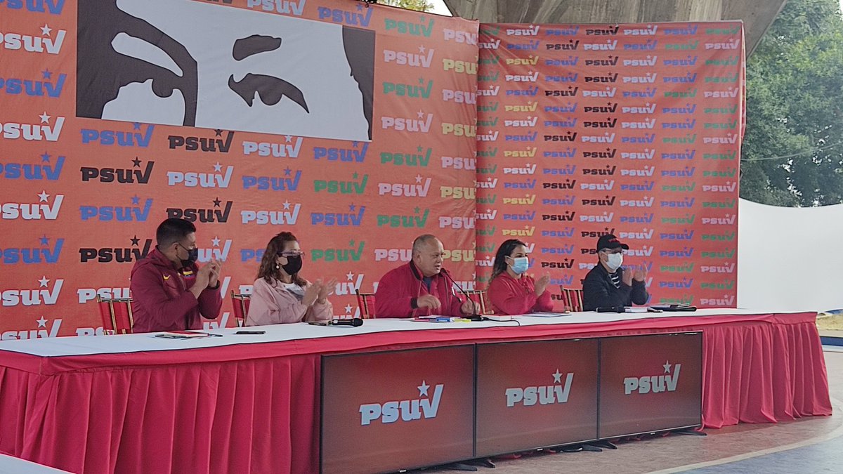 "Los juegos nacionales para nosotros tienen un carácter de reencuentro, que se impongan los mejores y nos ayuda a ver otro ángulo de nuestra vida, el deporte de los jóvenes", <a href="/dcabellor/">Diosdado Cabello R</a>.

#ElBolívarEsNuestraMoneda