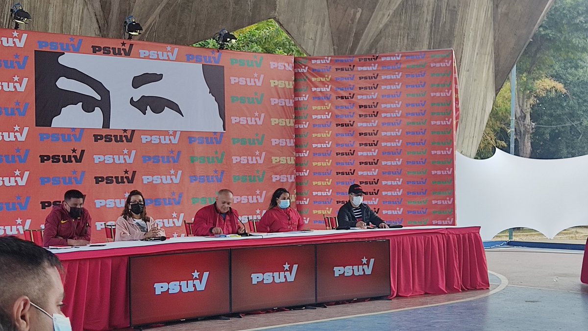 "se ha propuesto que el 05 de marzo arranque el V de Congreso del PSUV y el IV Congreso de la JPsuv", <a href="/dcabellor/">Diosdado Cabello R</a>.

#ElBolívarEsNuestraMoneda