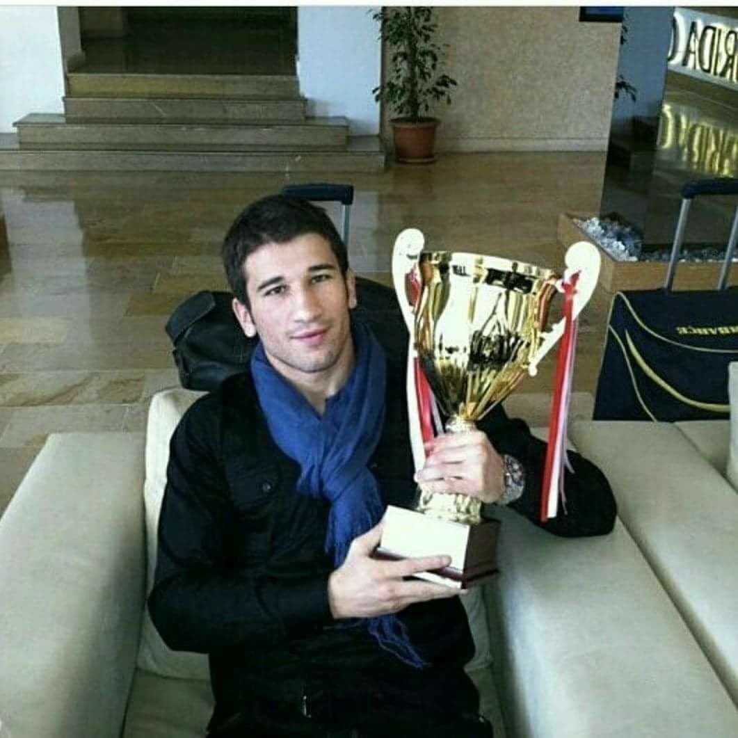 cankilicci's tweet photo. Adem Kılıççı ; 
Survivor Tarihinde 15 Sembol Kazanan İlk ve Tek yarışmacıdır 
Survivor Tarihinde Sembol Şampiyonu Olan Tek Yarışmacıdır 
Bireyselde Bir Günde 17/16 Yapan İlk ve Tek Yarışmacıdır 
2 Günde Dokunulmazlık Bireyselde 32/31 Yapan Tek Yarışmacı https://t.co/uduvOPcvMV