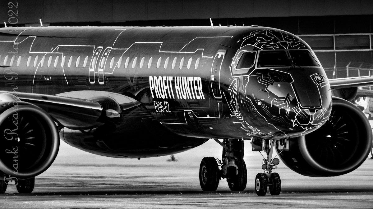 FrankReardon1's tweet photo. #BlackAndWhite of the @Embraer E195-E2 (#E295) “Profit Hunter” #PRZIQ in #Iqaluit #Nunavut FEB.6.2022 #YFBSpotters @la_livery #BestLivery #CoolPlanes #avgeeks https://t.co/mHhT2V1e1b